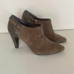 Women Bootie Shoes Gray and Reptile Pointed Toe Heels